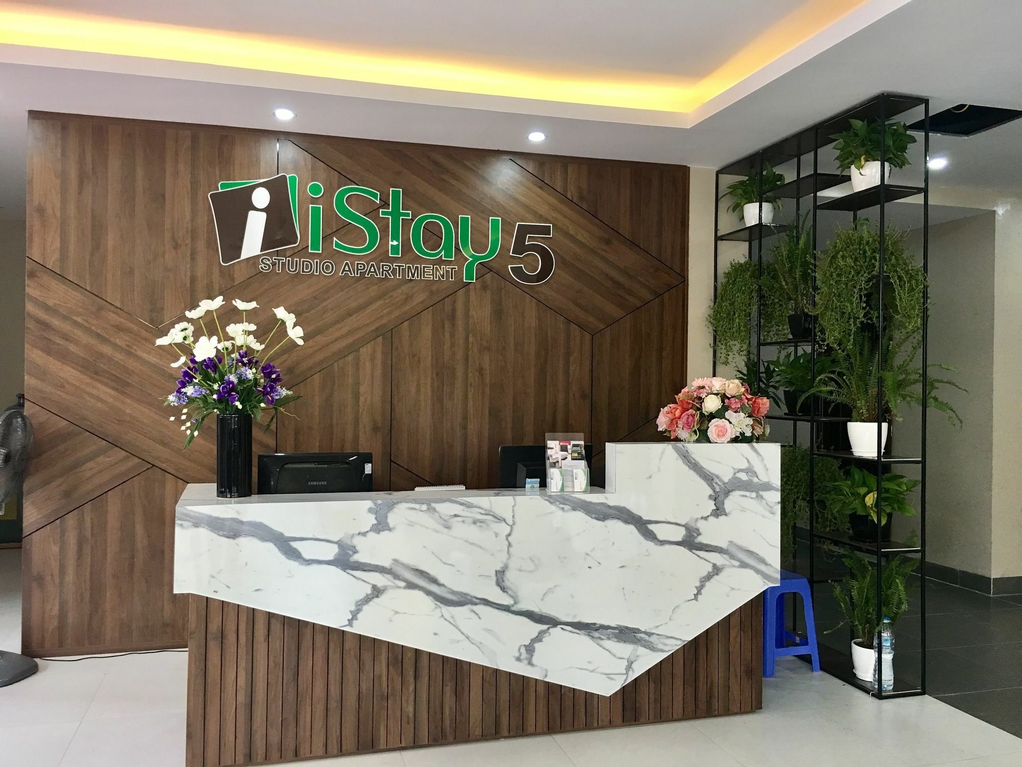 Istay Hotel Apartment 5 Hanoi Bagian luar foto